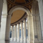 The colonnades of LongChamp